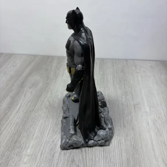 DC Comics BATMAN Finders Keyper Statue ~ Loot Crate DX Exclusive Edition - Picture 5 of 16